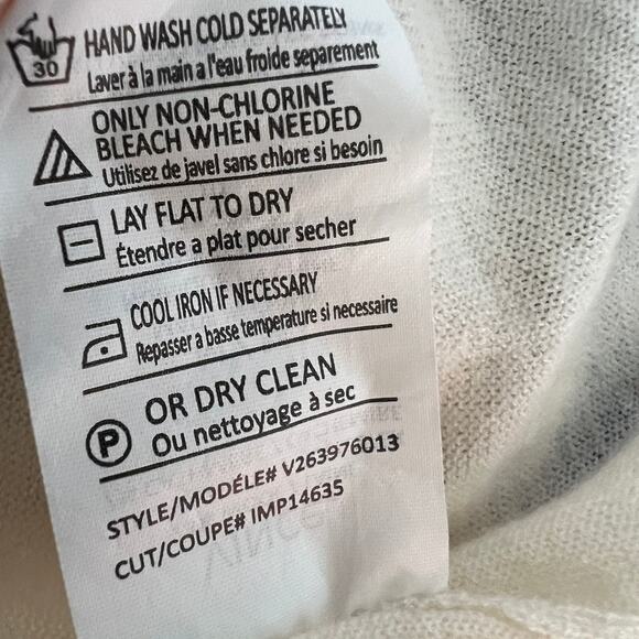 Vince Wool Cashmere Blend Women's Lightweight Boxy Sweater Size Medium - Picture 6 of 8